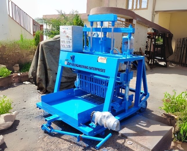 Hollow Block Making Machine